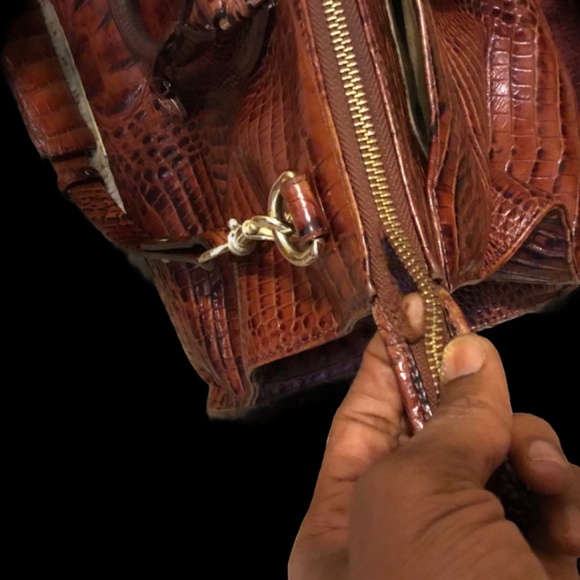 Brahmin Duxbury Weekender and Cordelia wallet set - Picture 7 of 12